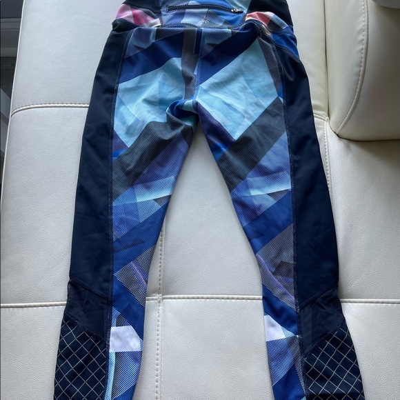 Capris - Picture 3 of 5